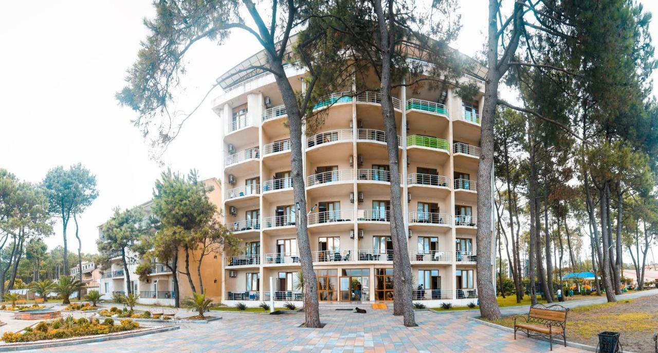 Mirage Hotel Shekhvetili Ngoại thất bức ảnh