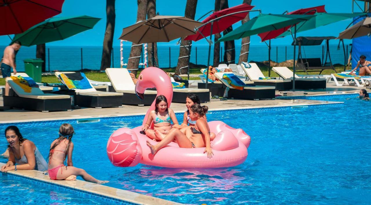 Mirage Hotel Shekhvetili Ngoại thất bức ảnh